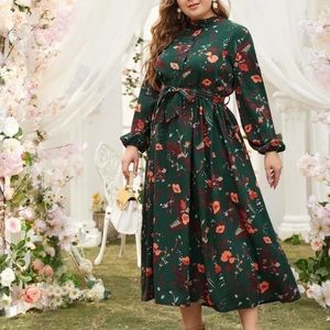 NWT Plus Size Boho Floral Long Sleeve Dress